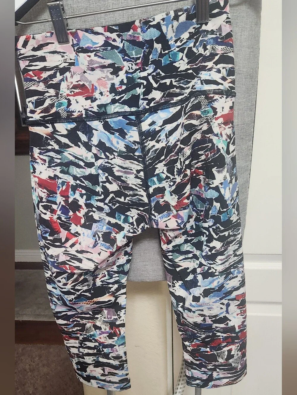 Lululemon Wunder Under High Rise Crop 17” Culture Clash Multi Black Size 4
